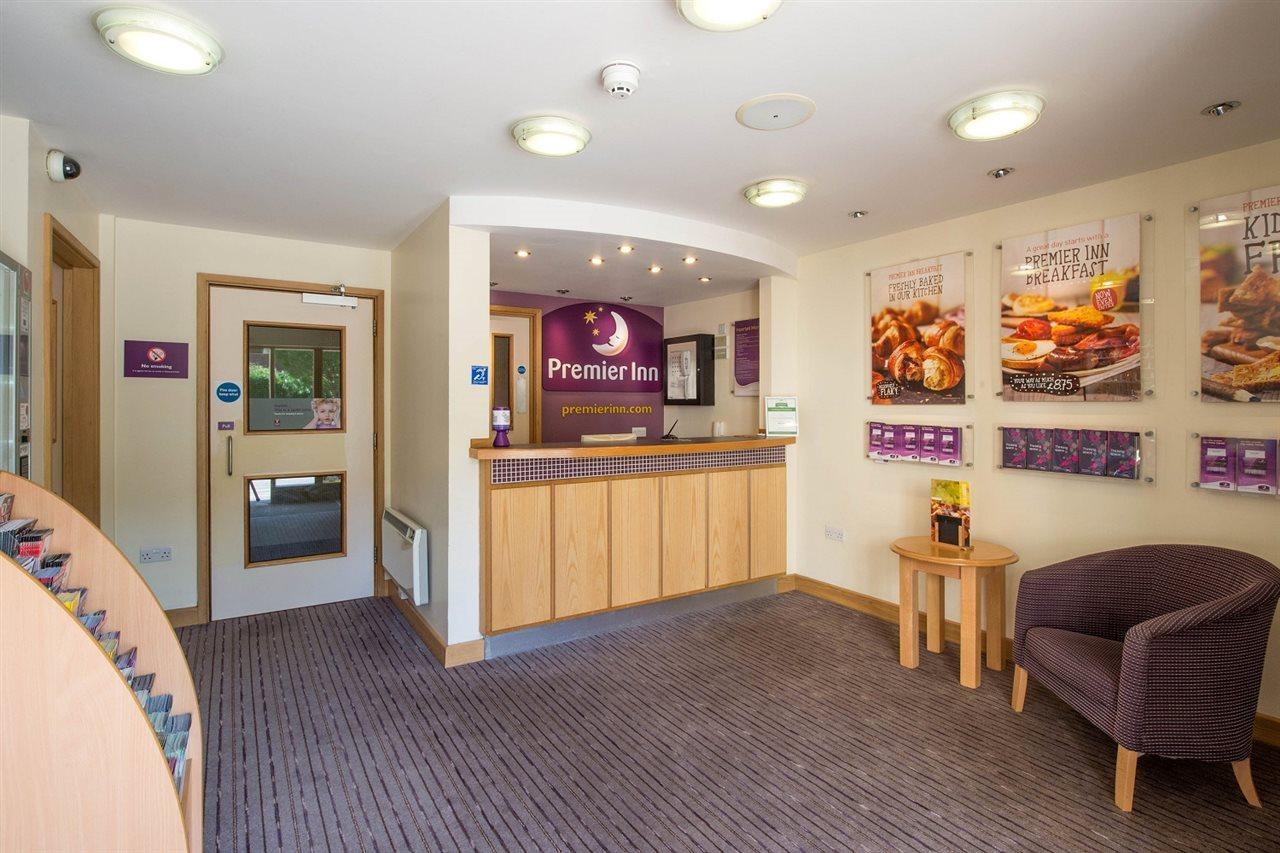 Premier Inn Bournemouth East Exterior foto