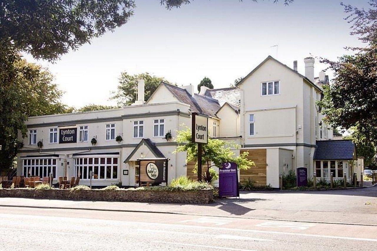 Premier Inn Bournemouth East Exterior foto